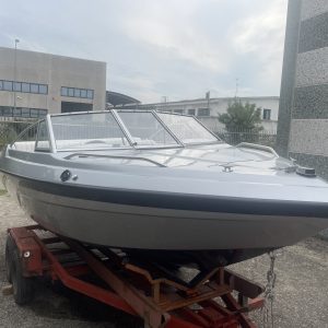 GLASTRON LIFTING 2024